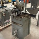 À vendre : une collection distinguée d'outils et d'équipements spécialisés pour la construction – fer et aluminium