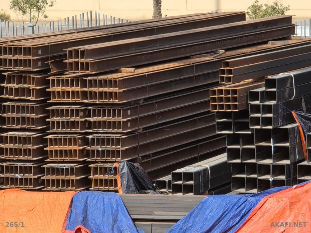 À vendre : Grand stock de poutrelles métalliques – Environ 525 tonnes