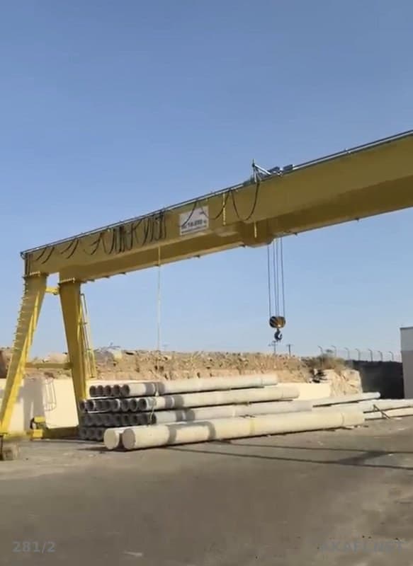 رافعات رأسية للبيع