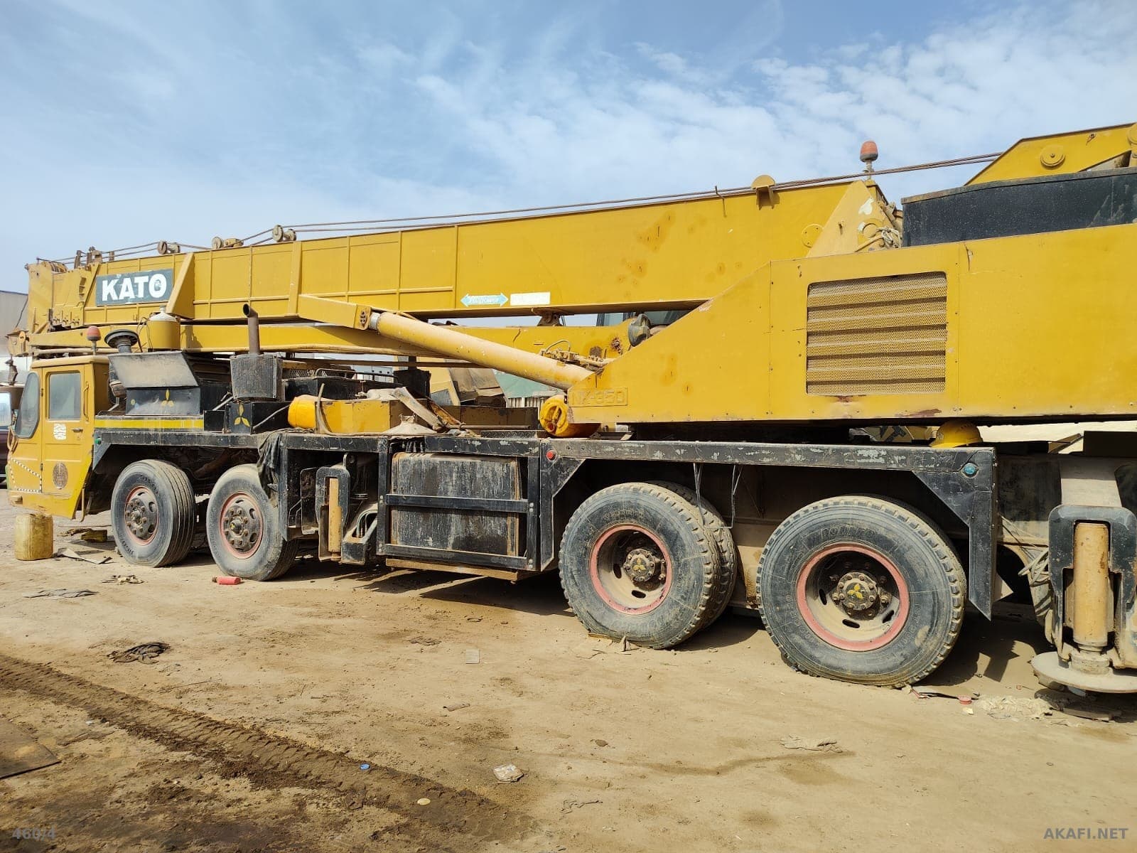For Sale: Kato NK-350 Truck Crane 35-Ton Capacity – Ad No. 10015 4