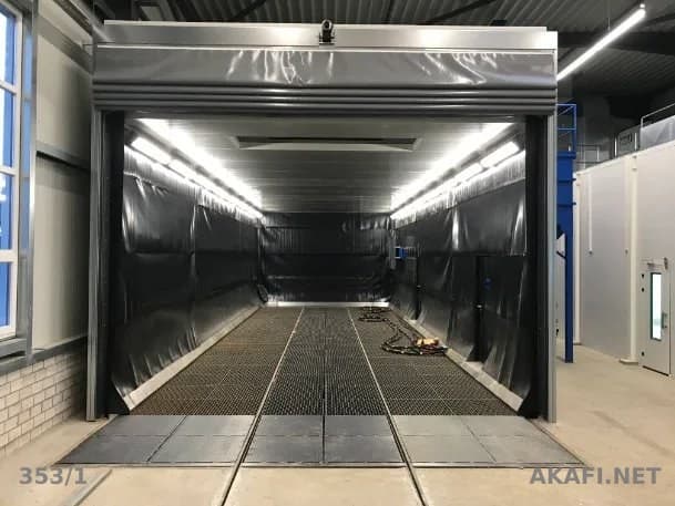 للبيع غرفة شوت بلاست صناعية جديدة Airblast مقاس 15×6×6 متر غير مركبة وكاملة المكونات